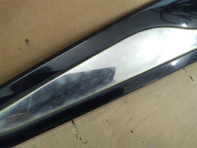 bontott RENAULT CLIO IV Jobb hátsó Ajtó Díszléc