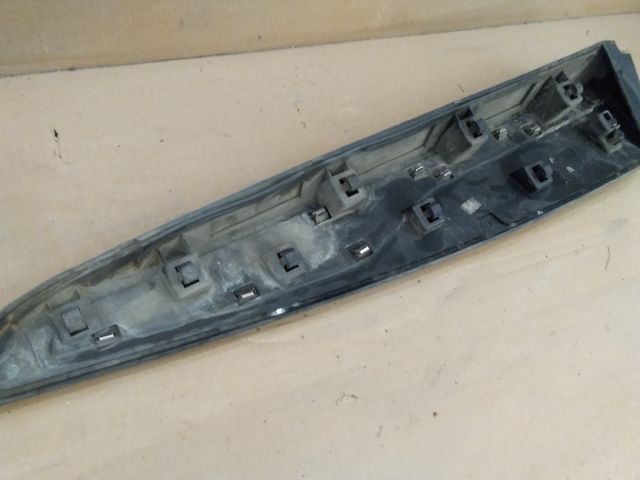 bontott RENAULT CLIO IV Jobb hátsó Ajtó Díszléc