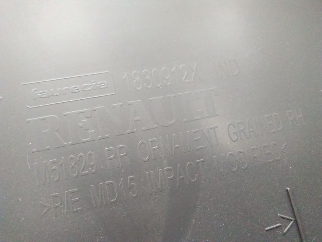 bontott RENAULT CLIO IV Jobb hátsó Ajtó Kárpit