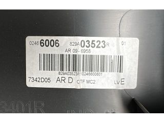 bontott RENAULT CLIO IV Jobb hátsó Ajtó Kárpit