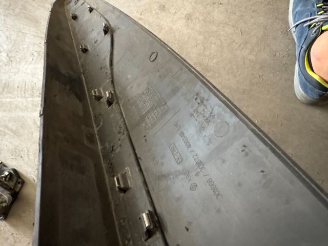 bontott RENAULT CLIO IV Jobb hátsó Ajtó Kárpit