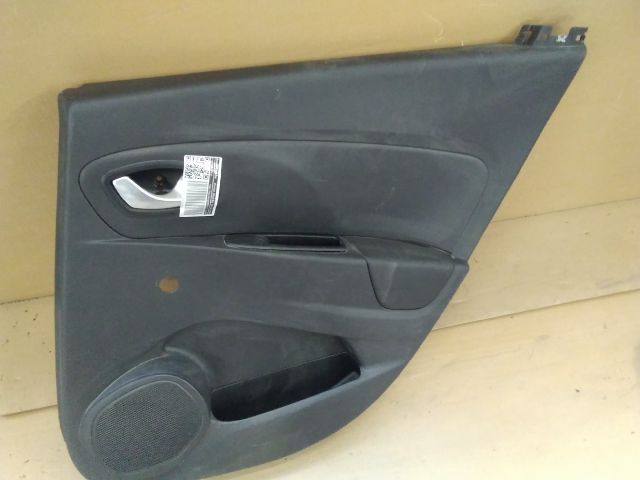 bontott RENAULT CLIO IV Jobb hátsó Ajtó Kárpit