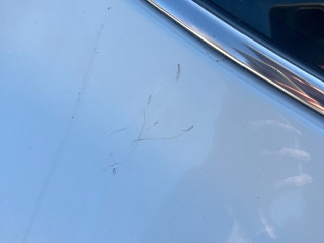 bontott RENAULT CLIO IV Jobb hátsó Ajtó (Részeivel)