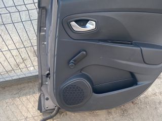 bontott RENAULT CLIO IV Jobb hátsó Ajtó (Részeivel)
