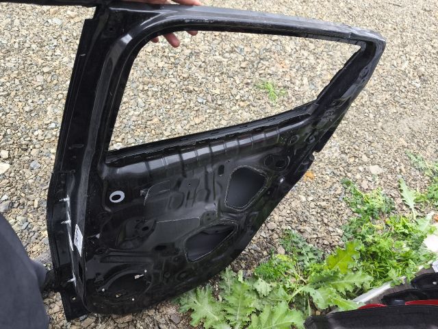 bontott RENAULT CLIO IV Jobb hátsó Ajtó (Üres lemez)