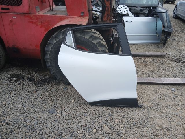 bontott RENAULT CLIO IV Jobb hátsó Ajtó (Üres lemez)