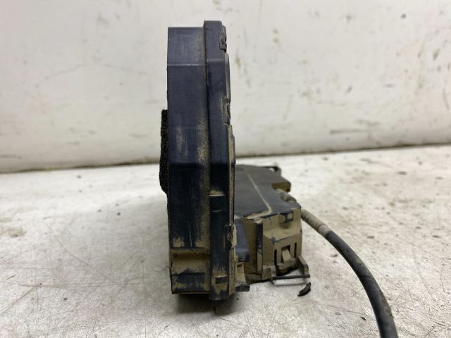 bontott RENAULT CLIO IV Jobb hátsó Ajtózár