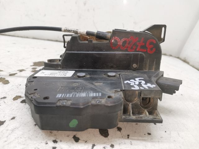 bontott RENAULT CLIO IV Jobb hátsó Ajtózár