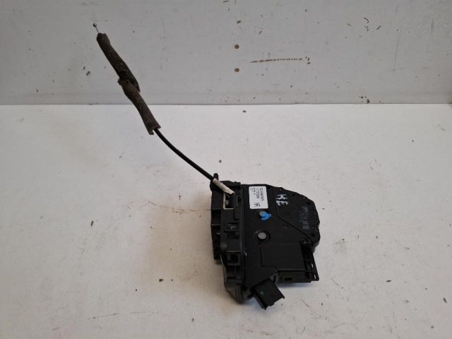 bontott RENAULT CLIO IV Jobb hátsó Ajtózár