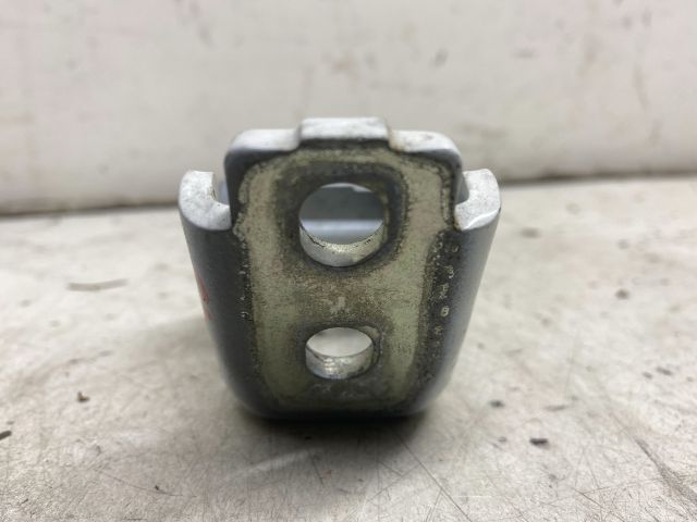 bontott RENAULT CLIO IV Jobb hátsó Alsó Zsanér