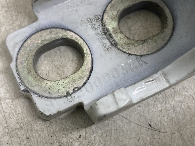 bontott RENAULT CLIO IV Jobb hátsó Alsó Zsanér