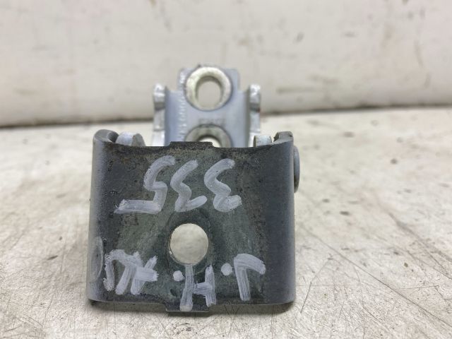 bontott RENAULT CLIO IV Jobb hátsó Alsó Zsanér