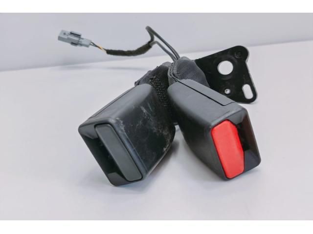 bontott RENAULT CLIO IV Jobb hátsó Biztonsági Öv Csat