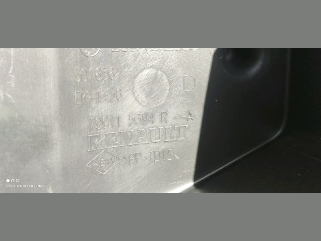 bontott RENAULT CLIO IV Jobb hátsó Csomagtér Burkolat (Műanyag)