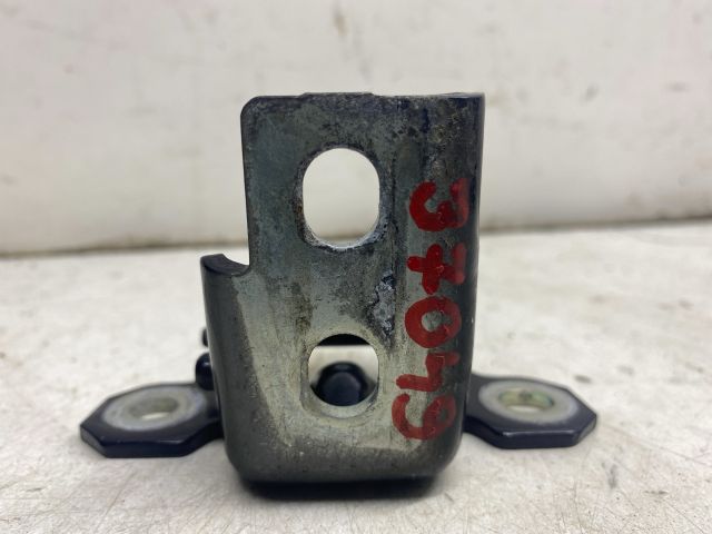 bontott RENAULT CLIO IV Jobb hátsó Felső Zsanér