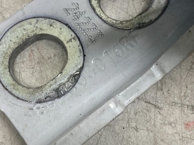 bontott RENAULT CLIO IV Jobb hátsó Felső Zsanér