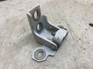 bontott RENAULT CLIO IV Jobb hátsó Felső Zsanér