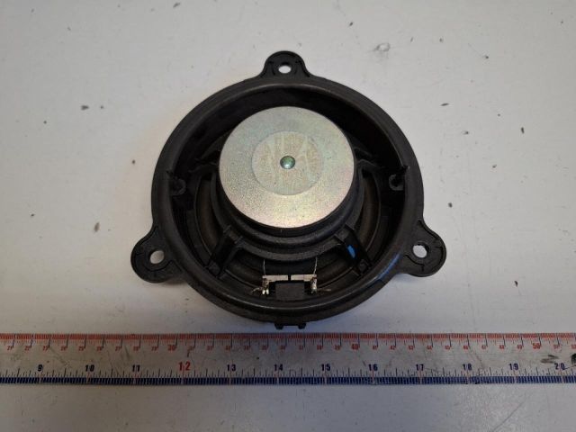 bontott RENAULT CLIO IV Jobb hátsó Hangszóró