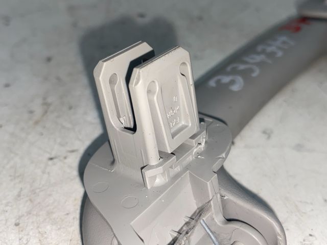 bontott RENAULT CLIO IV Jobb hátsó Kapaszkodó (Felső)