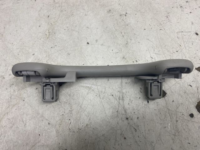 bontott RENAULT CLIO IV Jobb hátsó Kapaszkodó (Felső)