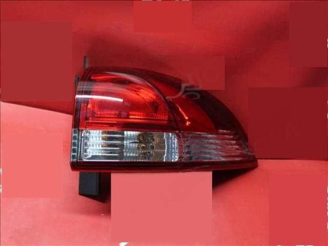 bontott RENAULT CLIO IV Jobb Hátsó Lámpa