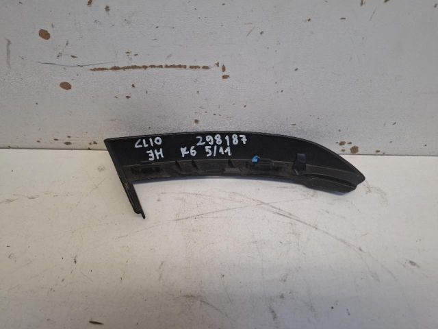 bontott RENAULT CLIO IV Jobb hátsó Lökhárító Díszléc