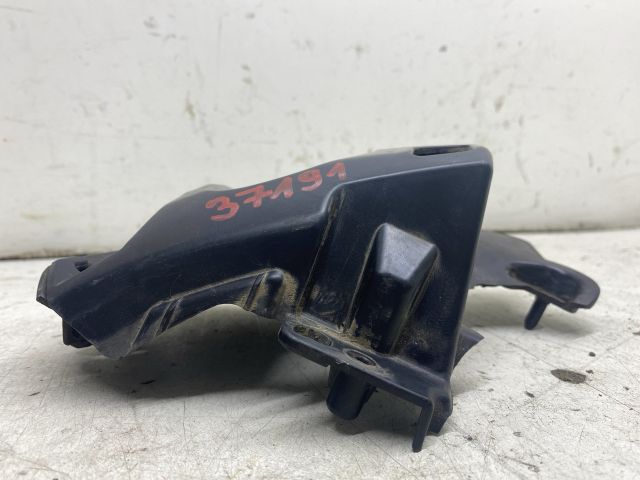 bontott RENAULT CLIO IV Jobb hátsó Lökhárító Tartó (Műanyag)