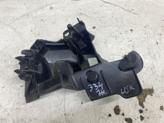 bontott RENAULT CLIO IV Jobb hátsó Lökhárító Tartó (Műanyag)