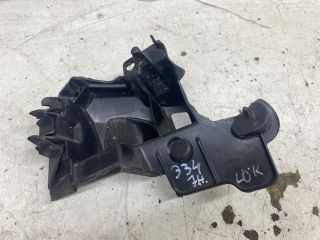 bontott RENAULT CLIO IV Jobb hátsó Lökhárító Tartó (Műanyag)