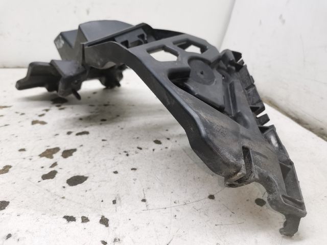 bontott RENAULT CLIO IV Jobb hátsó Oldal Lökhárító Tartó (Műanyag)