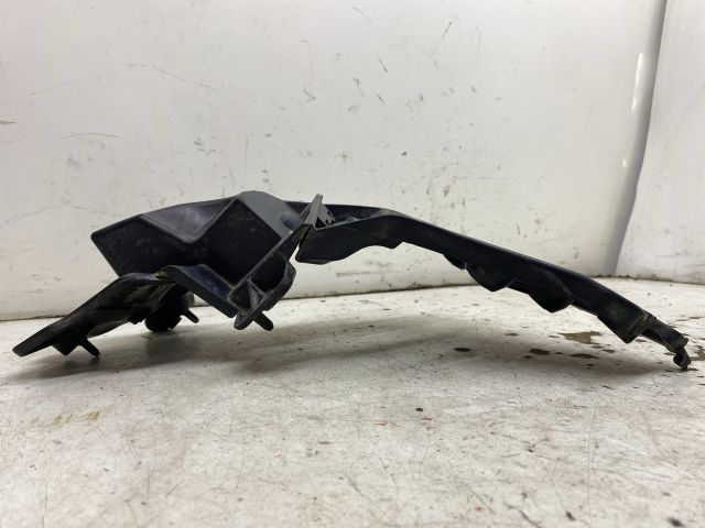 bontott RENAULT CLIO IV Jobb hátsó Oldal Lökhárító Tartó (Műanyag)