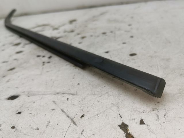 bontott RENAULT CLIO IV Jobb hátsó Vízlehúzó Gumicsík