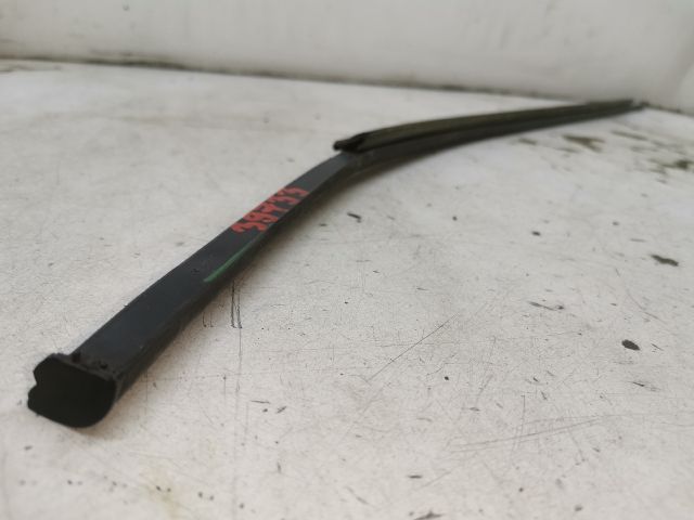 bontott RENAULT CLIO IV Jobb hátsó Vízlehúzó Gumicsík