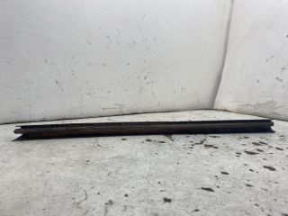 bontott RENAULT CLIO IV Jobb hátsó Vízlehúzó Gumicsík