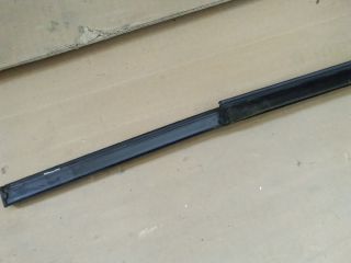 bontott RENAULT CLIO IV Jobb hátsó Vízlehúzó Gumicsík