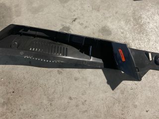 bontott RENAULT CLIO IV Jobb Kalaptartó Tartó Konzol