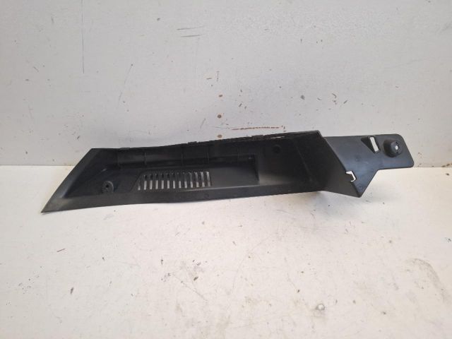 bontott RENAULT CLIO IV Jobb Kalaptartó Tartó Konzol