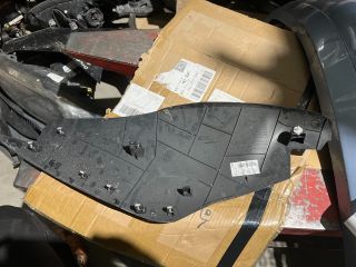 bontott RENAULT CLIO IV Jobb Kardánbox Burkolat