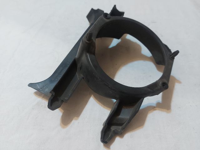 bontott RENAULT CLIO IV Jobb Ködfényszóró Tartó