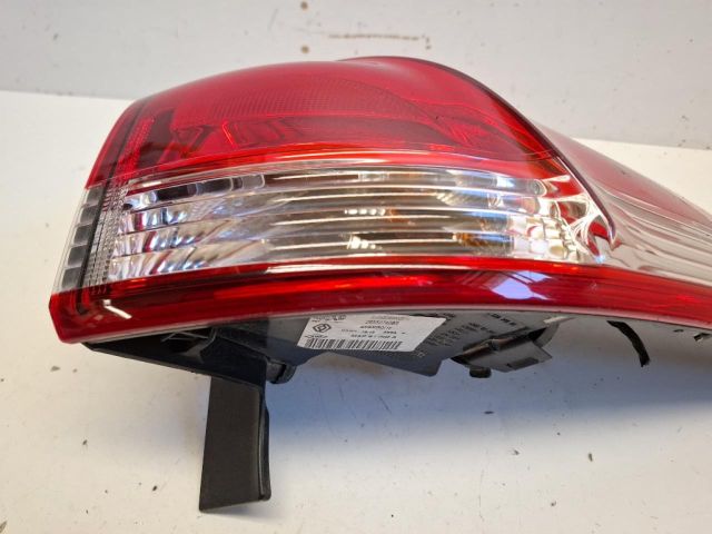 bontott RENAULT CLIO IV Jobb Külső Hátsó Lámpa