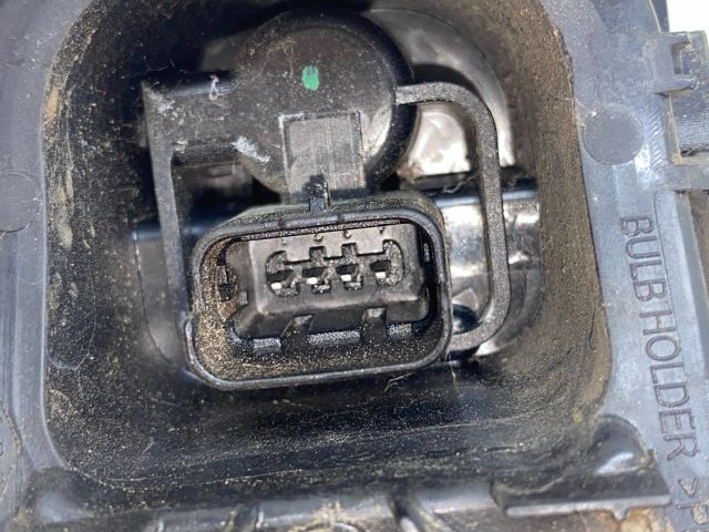 bontott RENAULT CLIO IV Jobb Külső Hátsó Lámpa