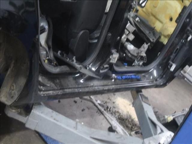 bontott RENAULT CLIO IV Jobb Küszöb