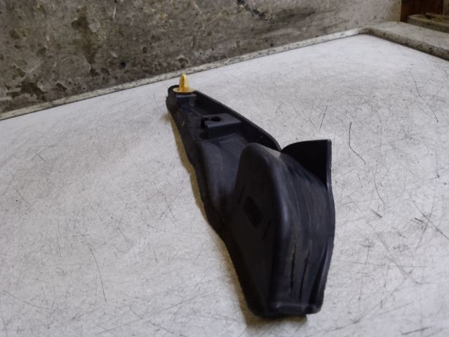 bontott RENAULT CLIO IV Jobb Levélrács Záróvég