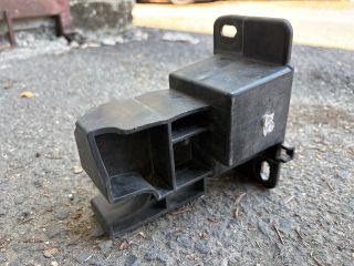 bontott RENAULT CLIO IV Jobb Lökhárító Tartó Nyúlványvég