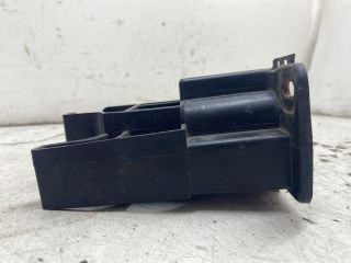 bontott RENAULT CLIO IV Jobb Lökhárító Tartó Nyúlványvég