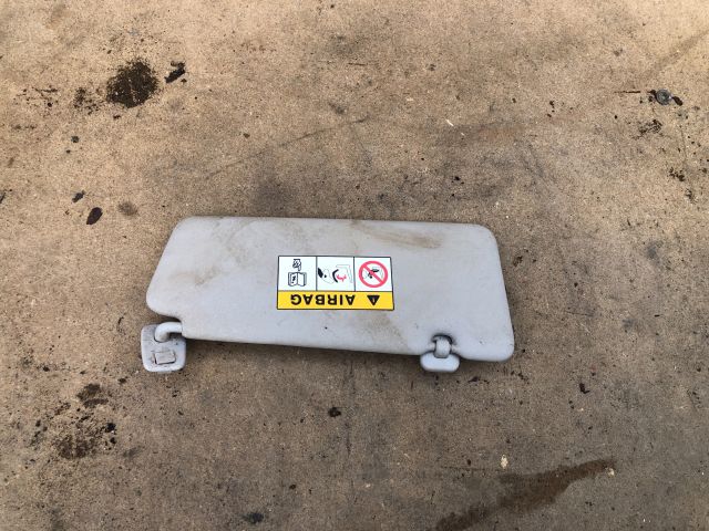 bontott RENAULT CLIO IV Jobb Napellenző