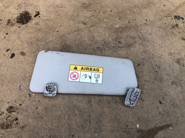 bontott RENAULT CLIO IV Jobb Napellenző