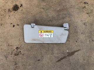 bontott RENAULT CLIO IV Jobb Napellenző