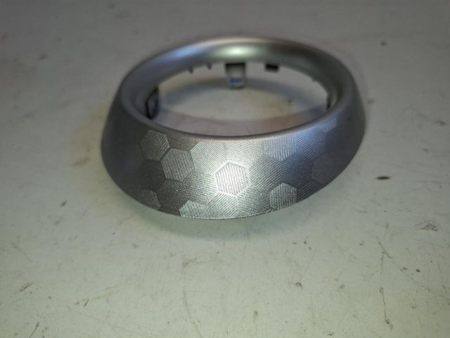 bontott RENAULT CLIO IV Jobb Szellőző Keret