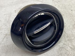 bontott RENAULT CLIO IV Jobb Szellőző